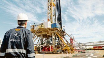 Vista Oil explota en Vaca Muerta el yacimiento de Bajada del Palo, en dos zonas (este y oeste). En agosto retomó las etapas de fractura.