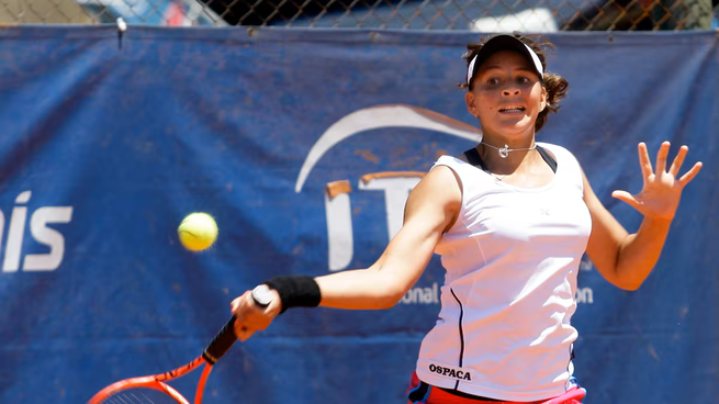 Las lesiones marcaron buena parte de su carrera como jugadora, pero después del retiro encontró otra manera de seguir trabajando en el tenis.