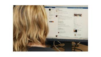 Según un estudio, los usuarios de Facebook son más sociables.