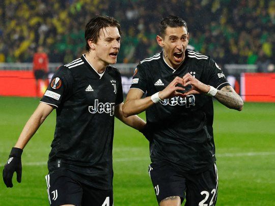Descomunal. Ángel Di María metió a Juventus en los octavos de final de la Europa League con tres goles en Francia.