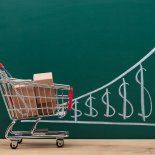 Señaló que la venta en hipermercados cayó 2,1%. Señaló que la venta en hipermercados cayó 2,1%.