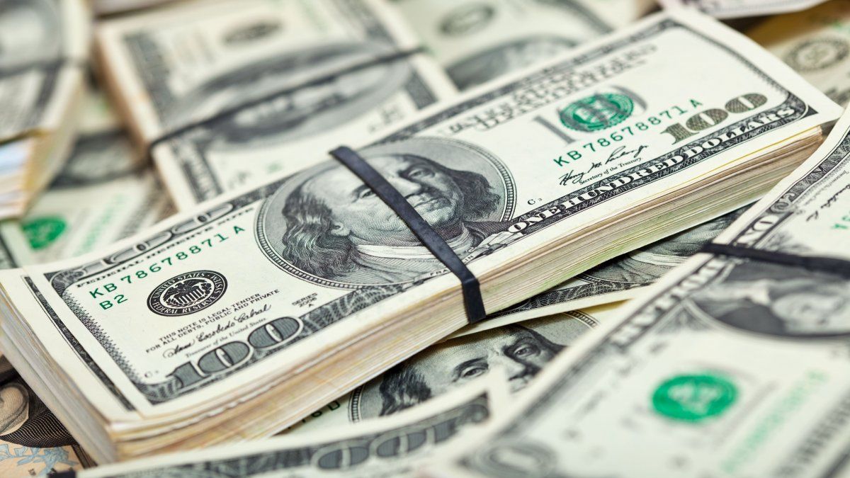Dollar today: how much is it operating this Thursday, March 23, 2023
