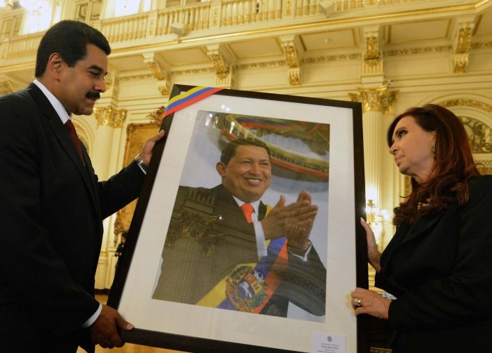 Argentina y Venezuela acordaron profundizar acuerdo de gas por alimentos (foto 9)