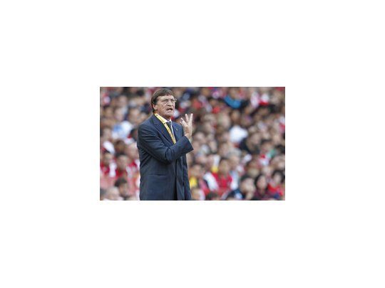 Falcioni quiere presentar el mejor equipo en todos los torneos
