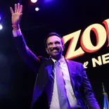 Zohran Mamdani, flamante alcalde de Nueva York, anunció que su equipo de transición estará integrado solo por mujeres y se mostró dispuesto a dialogar con el presidente Donald Trump pese a las tensiones políticas. Zohran Mamdani, flamante alcalde de Nueva York, anunció que su equipo de transición estará integrado solo por mujeres y se mostró dispuesto a dialogar con el presidente Donald Trump pese a las tensiones políticas.