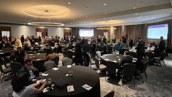 “No hay muchos países en el mundo donde se dé al mismo tiempo un cambio político, económico como el que estamos viviendo “No hay muchos países en el mundo donde se dé al mismo tiempo un cambio político, económico como el que estamos viviendo