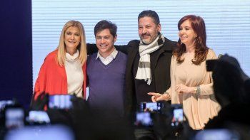 El intendente de Merlo, Gustavo Menéndez, ofició como anfitrión del trinomio Kicillof - Fernández de Kirchner - Magario.