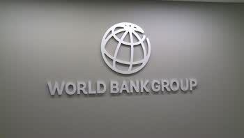 El propósito del Banco Mundialal es reducir la pobreza mediante préstamos, créditos y apoyos a las naciones en desarrollo.
