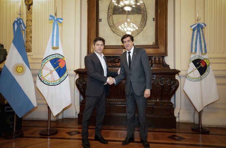 Axel Kicillof sumó una nueva foto con un gobernador de la UCR. Axel Kicillof sumó una nueva foto con un gobernador de la UCR.