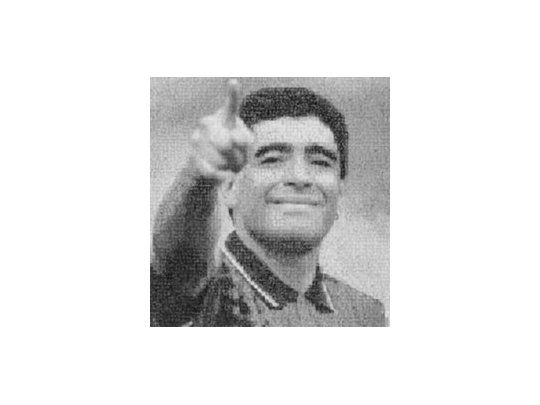 «Las mil caras de Diego Armando Maradona», una de las figuraspopulares de la Argentina que son objeto de la muestra de artedigital de Eduardo Pla que se inaugura hoy.