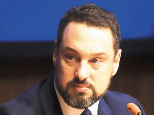 Desilusión. Cuccioli informó en su momento que sólo llegaron $9.000 M.