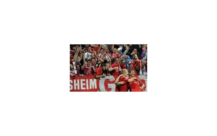 Bayern Munich festeja el gran triunfo ante Olympique de Marsella en Francia.