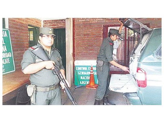 Gendarmería Nacional realizó un operativo durante la mañana de ayer. Detectaron la droga en dos camiones.