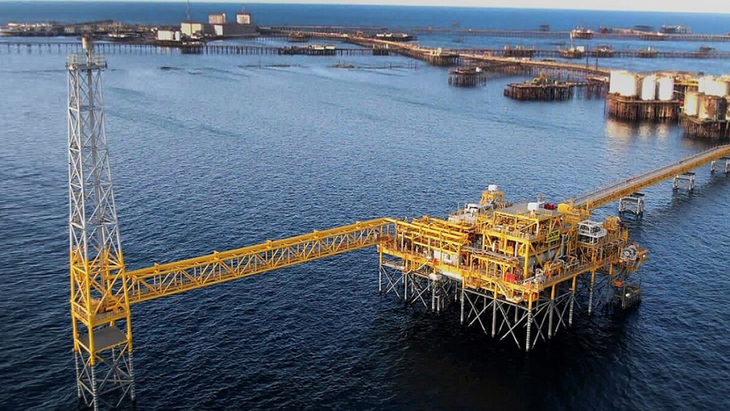 Absheron comenzó a producir gas en 2023, pero su primera fase tiene una escala limitada: alrededor de 1.500 millones de metros cúbicos por año. Absheron comenzó a producir gas en 2023, pero su primera fase tiene una escala limitada: alrededor de 1.500 millones de metros cúbicos por año.