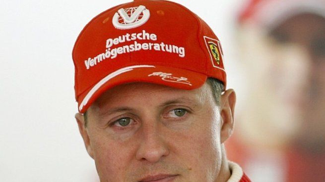 Michael Schumacher volvió a mostrarse después de once años del accidente en los Alpes