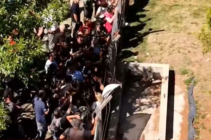 Correa expres&oacute; su solidaridad con los trabajadores que podr&iacute;an perder su empleo y vincul&oacute; la situaci&oacute;n con el contexto econ&oacute;mico nacional.&nbsp;