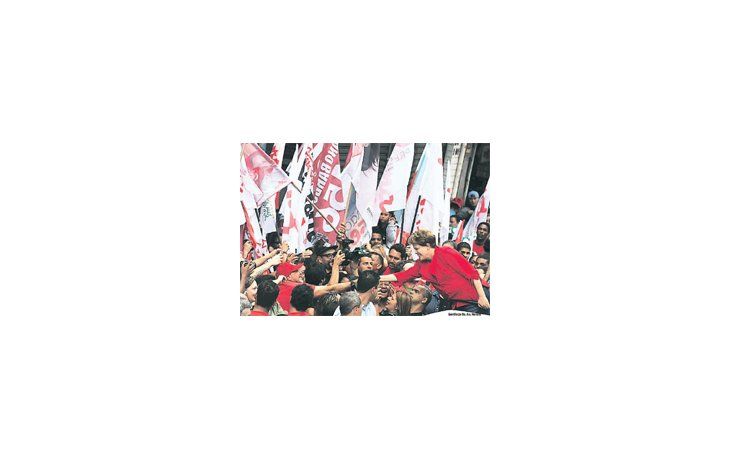 ámbito.com | Dilma Rousseff busca asegurar su reelección, pero los problemas económicos dificultan esos esfuerzos. Para la base electoral tradicional del PT, el mayor problema es el incremento del costo de vida.