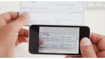 ¿Cómo se podrá depositar cheques desde el celular?