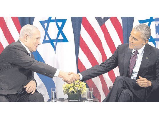 CORDIALES. Benjamín Netanyahu y Barack Obama se mostraron distendidos después de una relación bilateral marcada por los roces.
