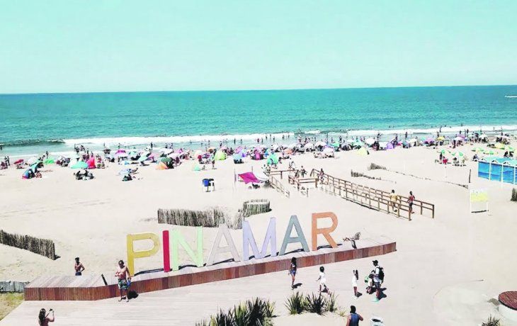 ámbito.com | PAG19-PINAMAR-TELAM.jpg