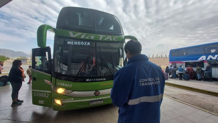 Habrá cambios en la regulación del transporte de larga distancia.