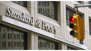 S&P ubicó a la Argentina en la lista de 5 países emergentes más frágiles