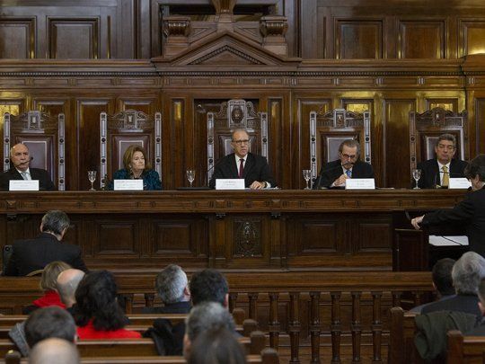 Los miembros de la Corte Superma deciden sobr el traslado de los jueces.