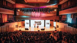 TENT lleva a cabo su segunda presentación sube la apuesta con más de 3000 creadores de contenidos presentes. TENT lleva a cabo su segunda presentación sube la apuesta con más de 3000 creadores de contenidos presentes.