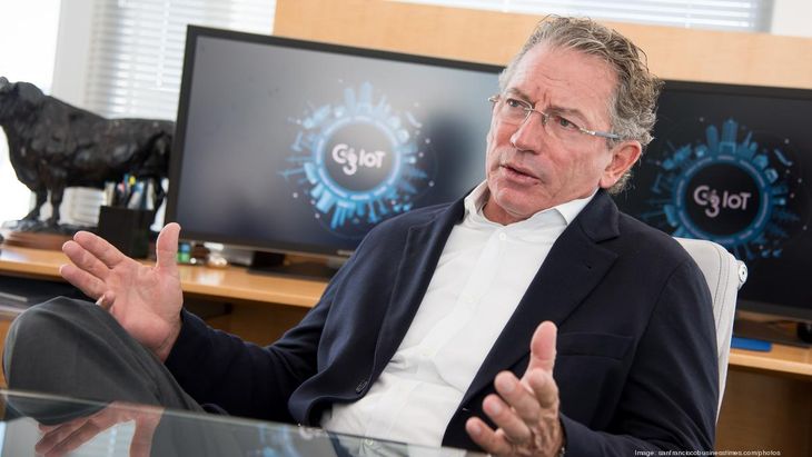 Thomas Siebel aporta a la política estadounidense y a la filantropía con su fortuna de millones Thomas Siebel aporta a la política estadounidense y a la filantropía con su fortuna de millones