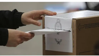 Los extranjeros residentes deben votar en las próximas elecciones legislativas.