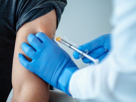 Adhesión. Unos 157.000 jóvenes ya se anotaron para vacunarse contra el coronavirus. Chile, se sumará a la vacunación de adolescentes dentro de 10 días.