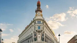 El complejo Canalejas redefine el lujo en Madrid con residencias, hotel cinco estrellas y galería comercial en edificios históricos restaurados