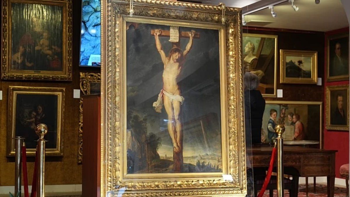 Una “Crucifixión” de Rubens sale a la luz tras varios siglos y sacude Europa en una millonaria subasta Una “Crucifixión” de Rubens sale a la luz tras varios siglos y sacude Europa en una millonaria subasta