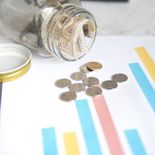 El MEF actualizó el valor del BPC con un aumento del 4,38%. El MEF actualizó el valor del BPC con un aumento del 4,38%.