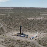 La aprobación provincial también incluye las cesiones de cinco áreas de concesión y tres concesiones de transporte previamente vinculadas a Vista Energy. La aprobación provincial también incluye las cesiones de cinco áreas de concesión y tres concesiones de transporte previamente vinculadas a Vista Energy.