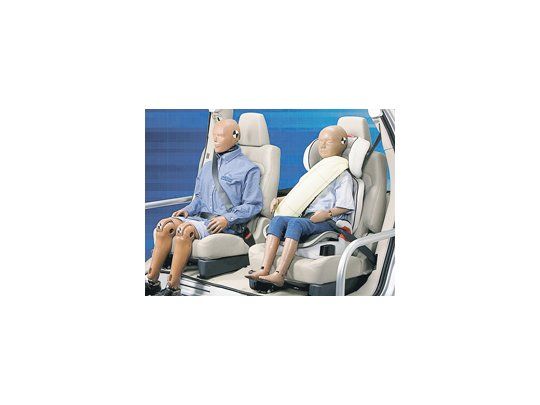 Para evitar las consecuencias de los accidentes, lo nuevo de Ford es incorporar cinturones inflables que ayuden a los airbags. El sistema está en estudio para adoptarlo en autos de serie.