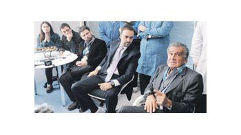 Eduardo Eurnekian y el presidente de UnitecBlue, Matías Gainza Eurnekian, señalaron que buscan sustituir importaciones de chips -que el año pasado sumaron  u$s 980 millones- y competir a nivel regional.