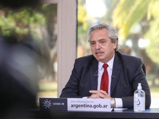 El presidente Alberto Fernández brindó detalles sobre su decisión de&nbsp;declarar como servicios públicos esenciales a la&nbsp;telefonía&nbsp;fija y móvil,&nbsp;internet&nbsp;y la&nbsp;televisión.
