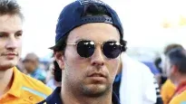 El futuro de Sergio Checo Pérez en Red Bull está en el aire, más después de las declaraciones de Helmut Marko, quien dijo que un posible retiro del mexicano sería una alternativa interesante.