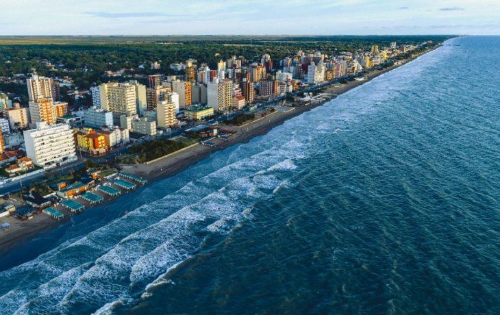 La Costa.