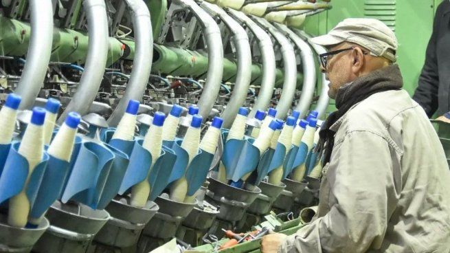 El Gobierno convoca a sesiones extraordinarias y busca aprobar la reforma laboral.