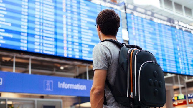 Ahorrar en dólar con constancia y planificación convierte el sueño de viajar en una meta posible sin descuidar los gastos cotidianos.