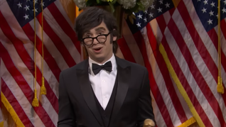 Marcello Hernández interpretó a Javier Milei en un sketch de Saturday Night Live.