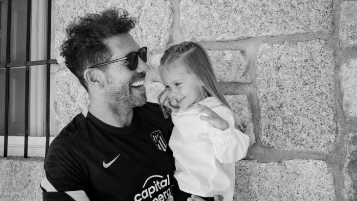 Llevó al Atlético Madrid a disputar de igual a igual la hegemonía con Barcelona y Real Madrid en España. Llevó al Atlético Madrid a disputar de igual a igual la hegemonía con Barcelona y Real Madrid en España.