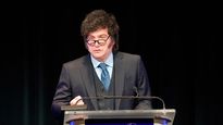 Javier Milei defendió su programa económico y criticó a la oposición peronista en un evento en Nueva York.