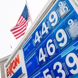 El conflicto en Medio Oriente vuelve a tensionar los mercados energéticos y encarece el combustible en EE.UU., un factor clave para la inflación y los costos logísticos. El conflicto en Medio Oriente vuelve a tensionar los mercados energéticos y encarece el combustible en EE.UU., un factor clave para la inflación y los costos logísticos.