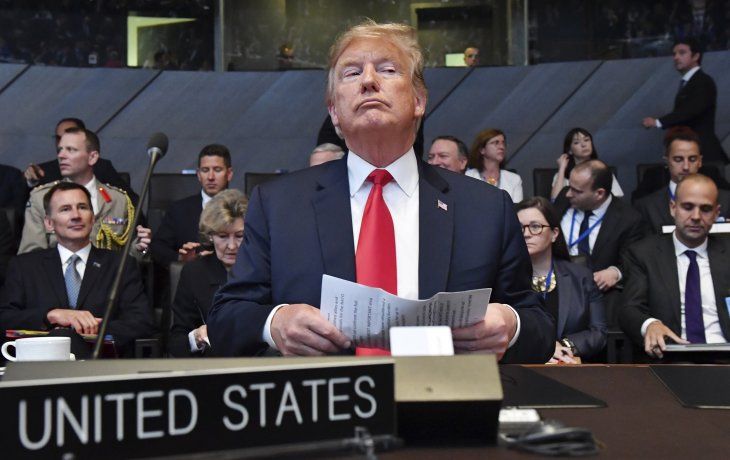 Donald Trump durante una cumbre de la OTAN.