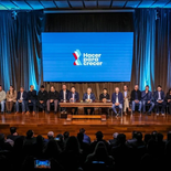 El gobernador Martín Llaryora reunió a los intendentes de 13 departamentos que se verían afectados si se cae el beneficio de Zona Fría. El gobernador Martín Llaryora reunió a los intendentes de 13 departamentos que se verían afectados si se cae el beneficio de Zona Fría.