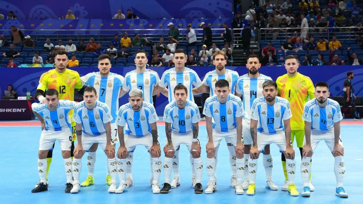 Final of the Futsal World Cup: the Argentine National Team lost to Brazil and was one step away from glory