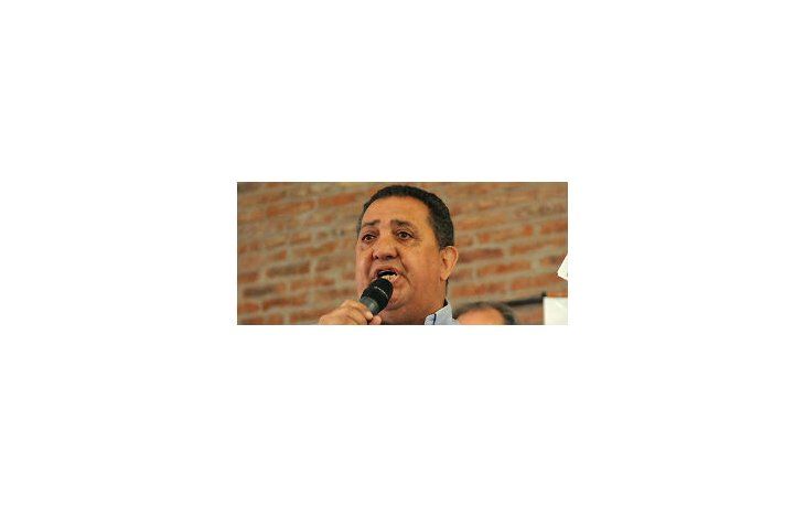Luis DElía.